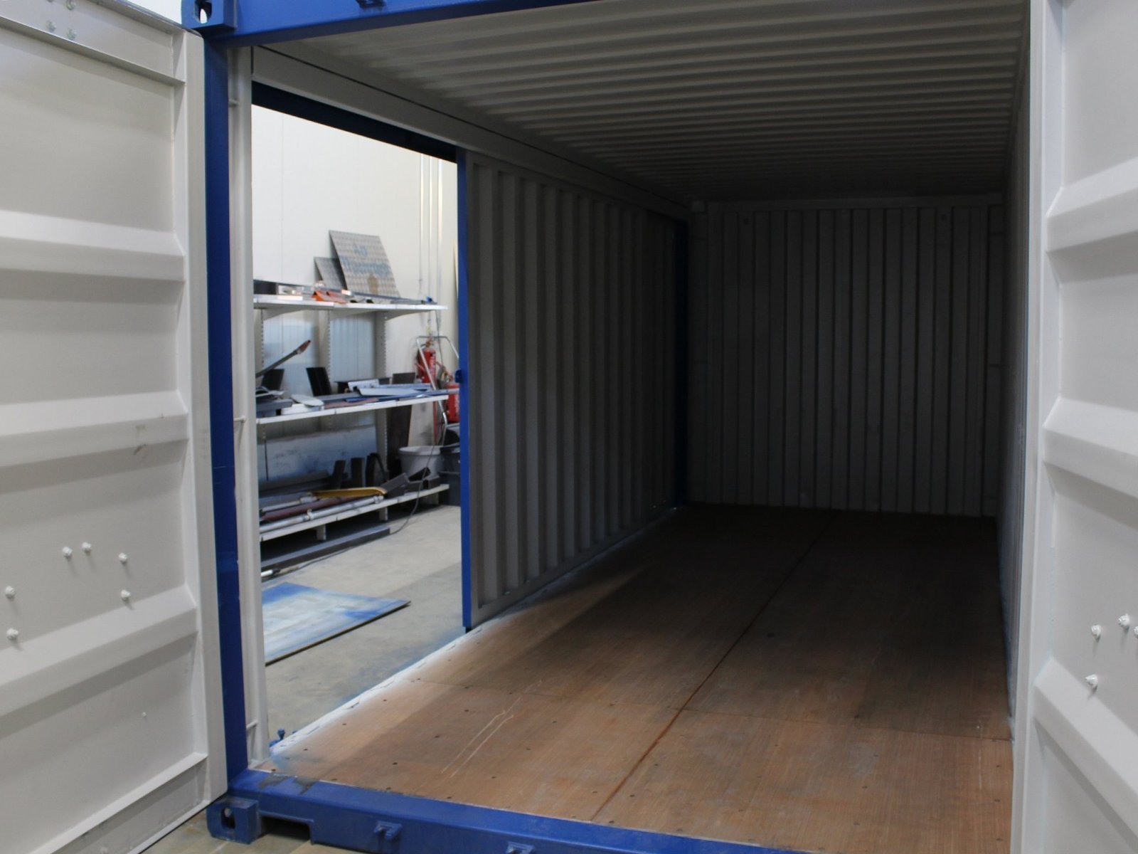 20-ft-Slidding-door-container-4.jpg